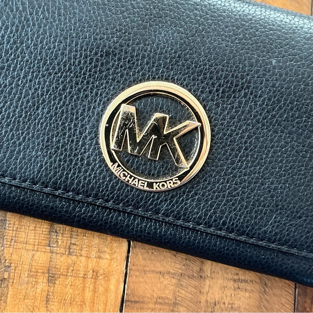 Michael Kors Leather Bifold Wallet Long Black Gold Logo Large Coin Pouch Snap - Picture 7 of 11